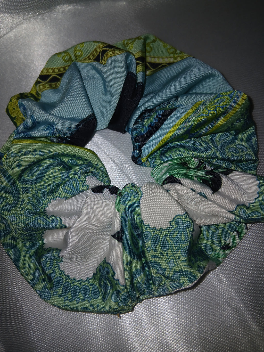 Multicoloured Scrunchie