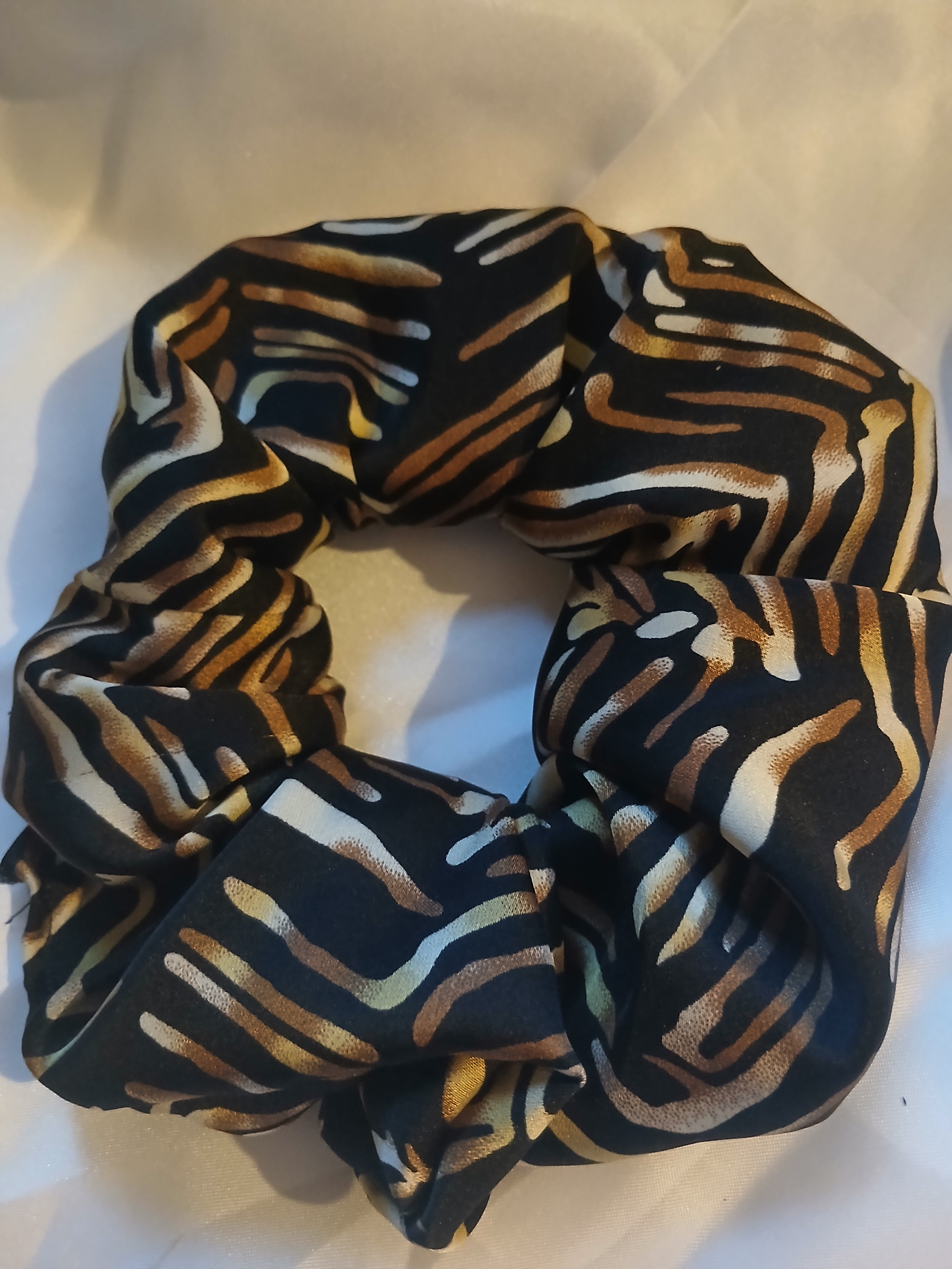 Striped scrunchie